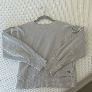 Albion longsleeve black and white dot top